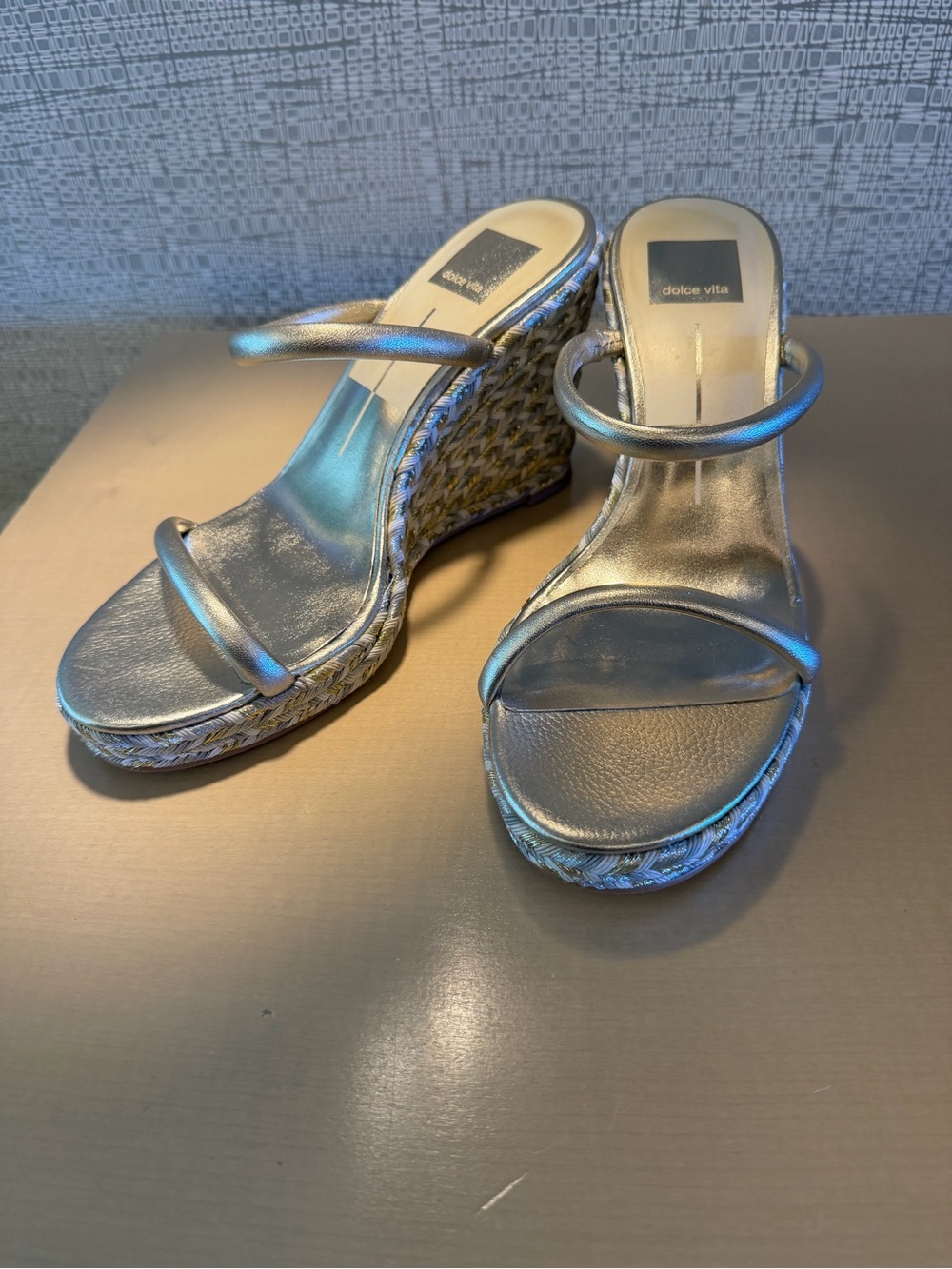 Dolce Vita metallic wedge
